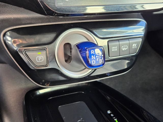 Used 2021 Toyota Prius Prime XLE image 22