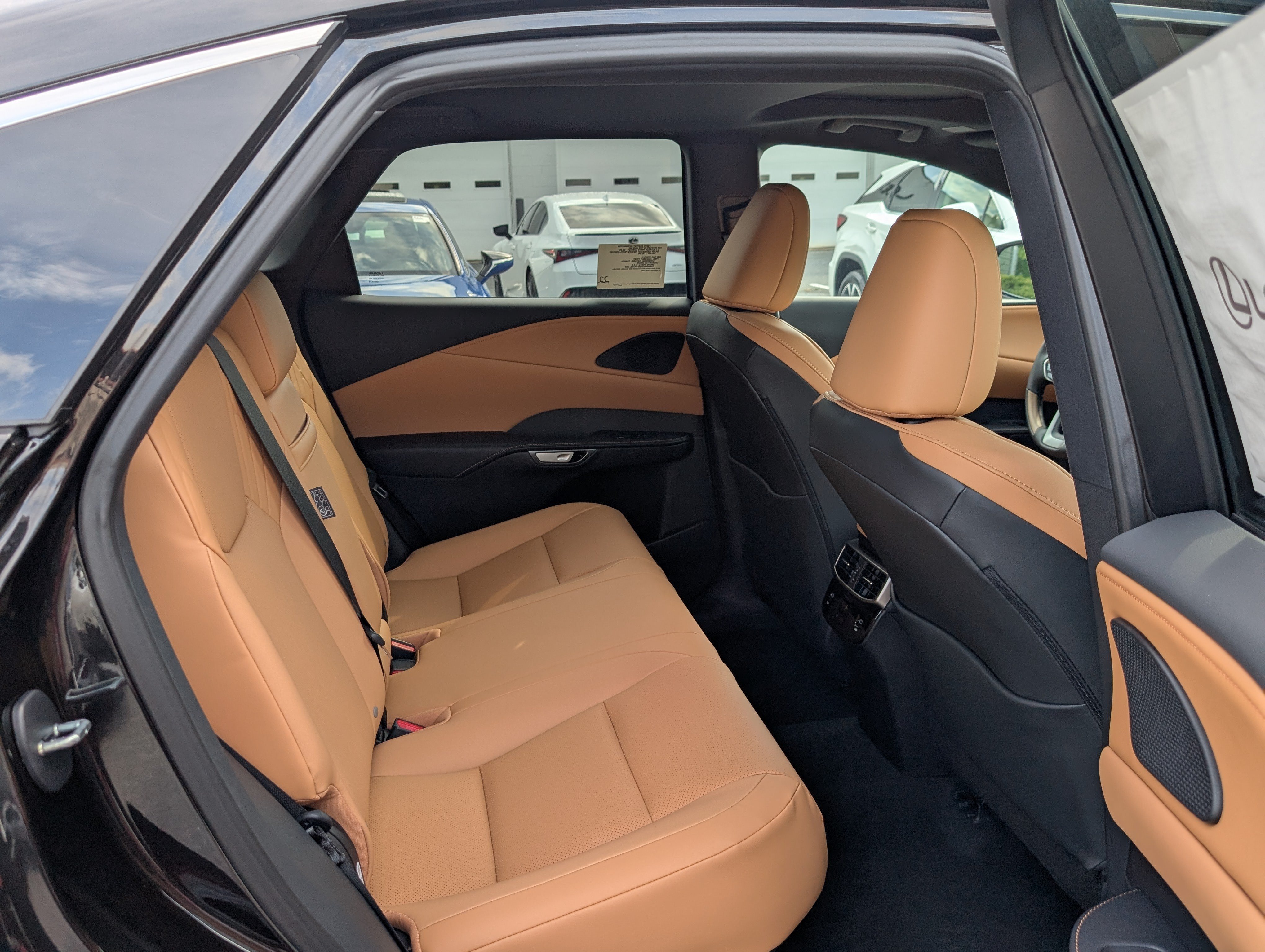New 2026 Lexus RX 350 Premium w/ Convenience Package AWD/4WD image 8