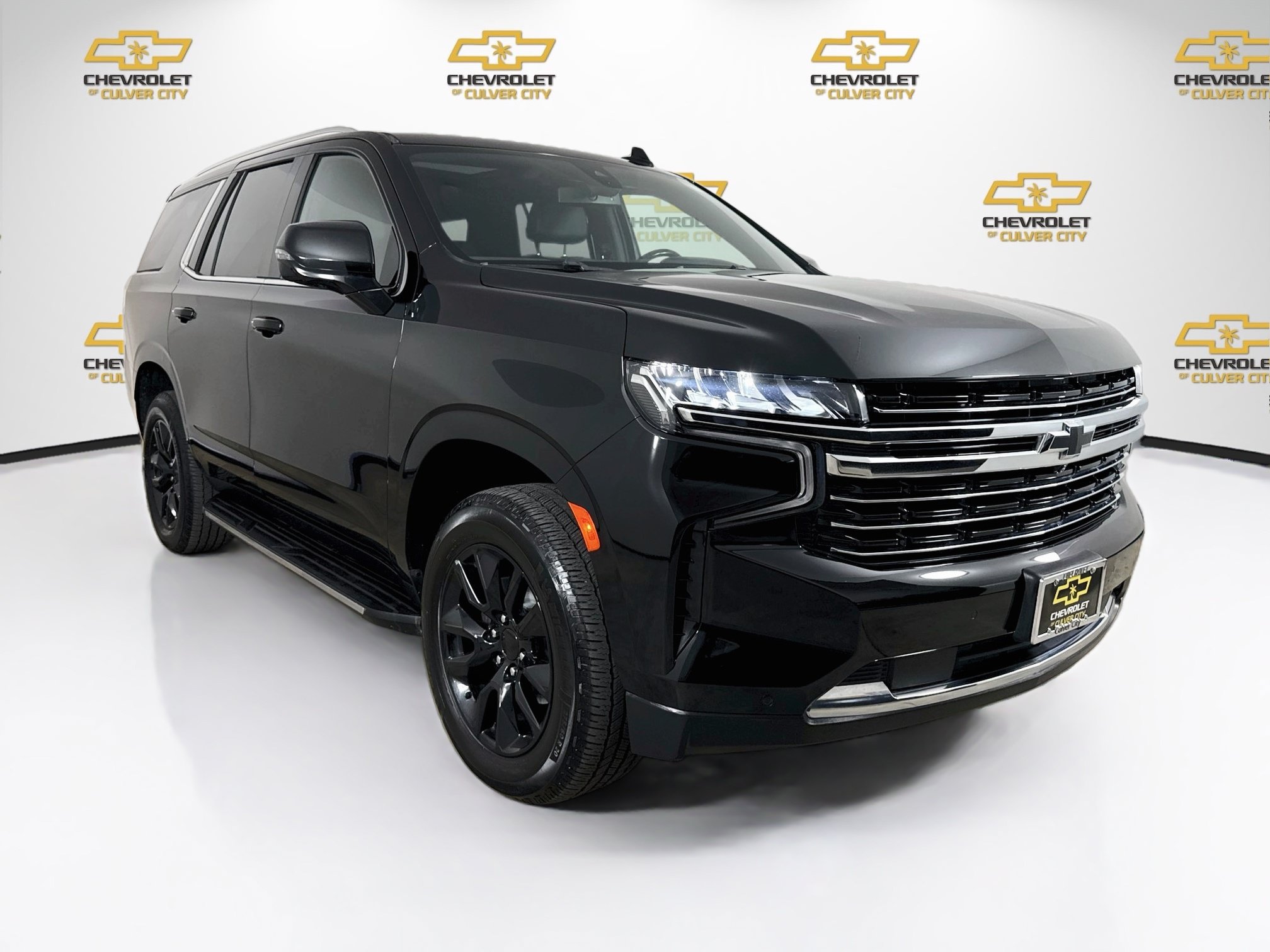 Used 2022 Chevrolet Tahoe LT RWD image 1