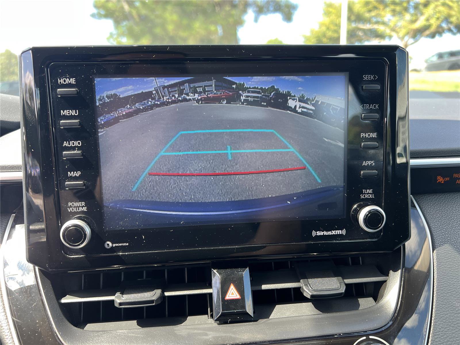 Used 2022 Toyota Corolla LE image 11