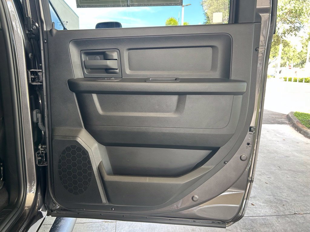 Used 2025 RAM 3500 Tradesman AWD/4WD image 32