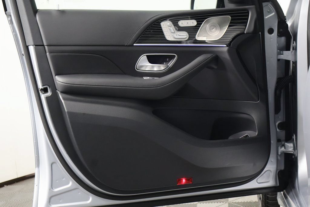New 2026 Mercedes-Benz GLE 53 AMG 4MATIC image 7