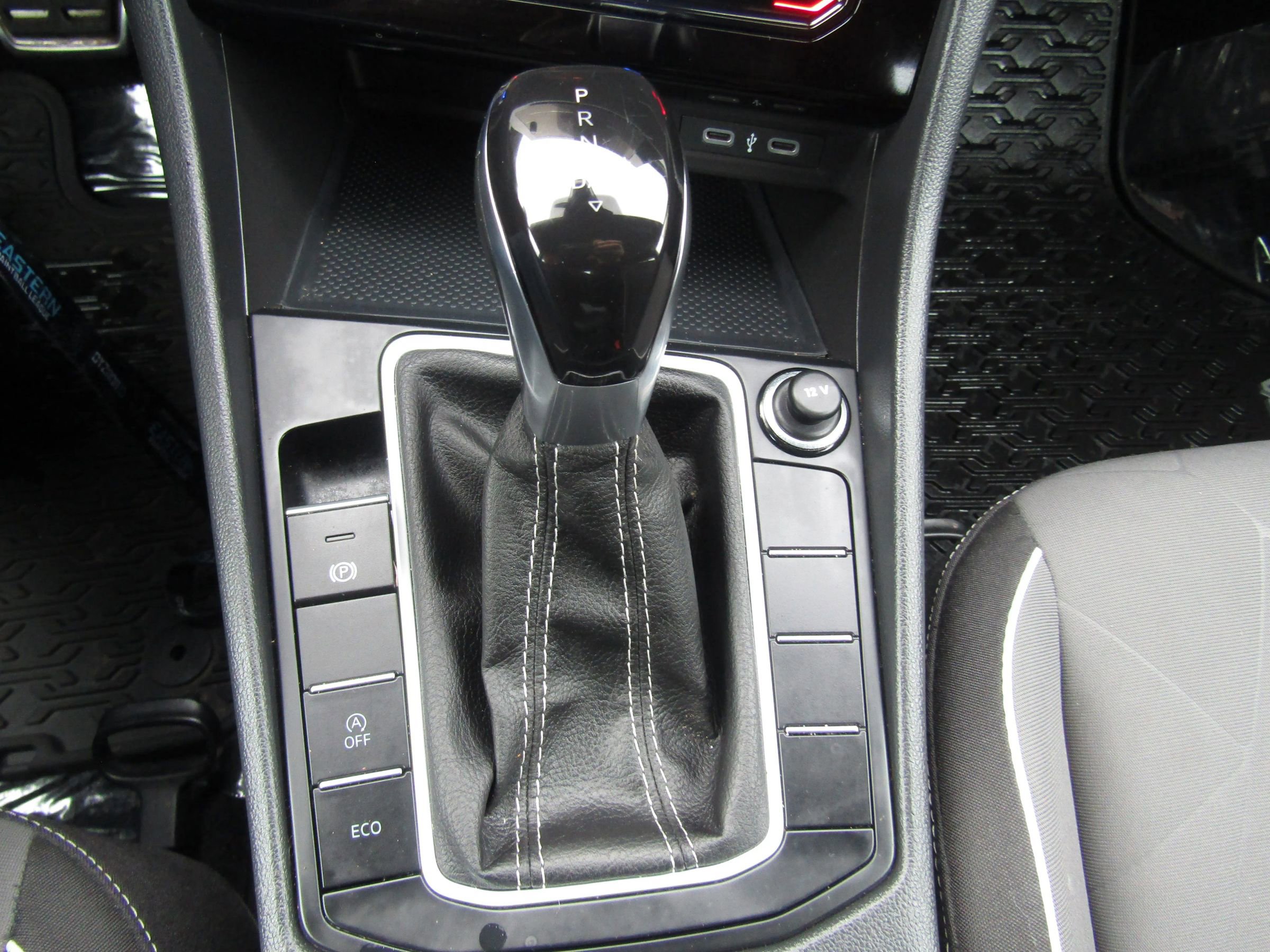 Used 2025 Volkswagen Jetta Sport image 33