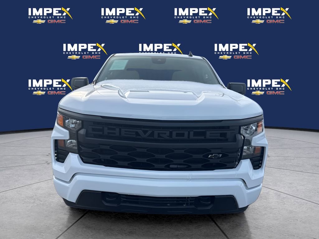 Used 2025 Chevrolet Silverado 1500 Custom w/ Turbomax Blackout Package AWD/4WD image 8