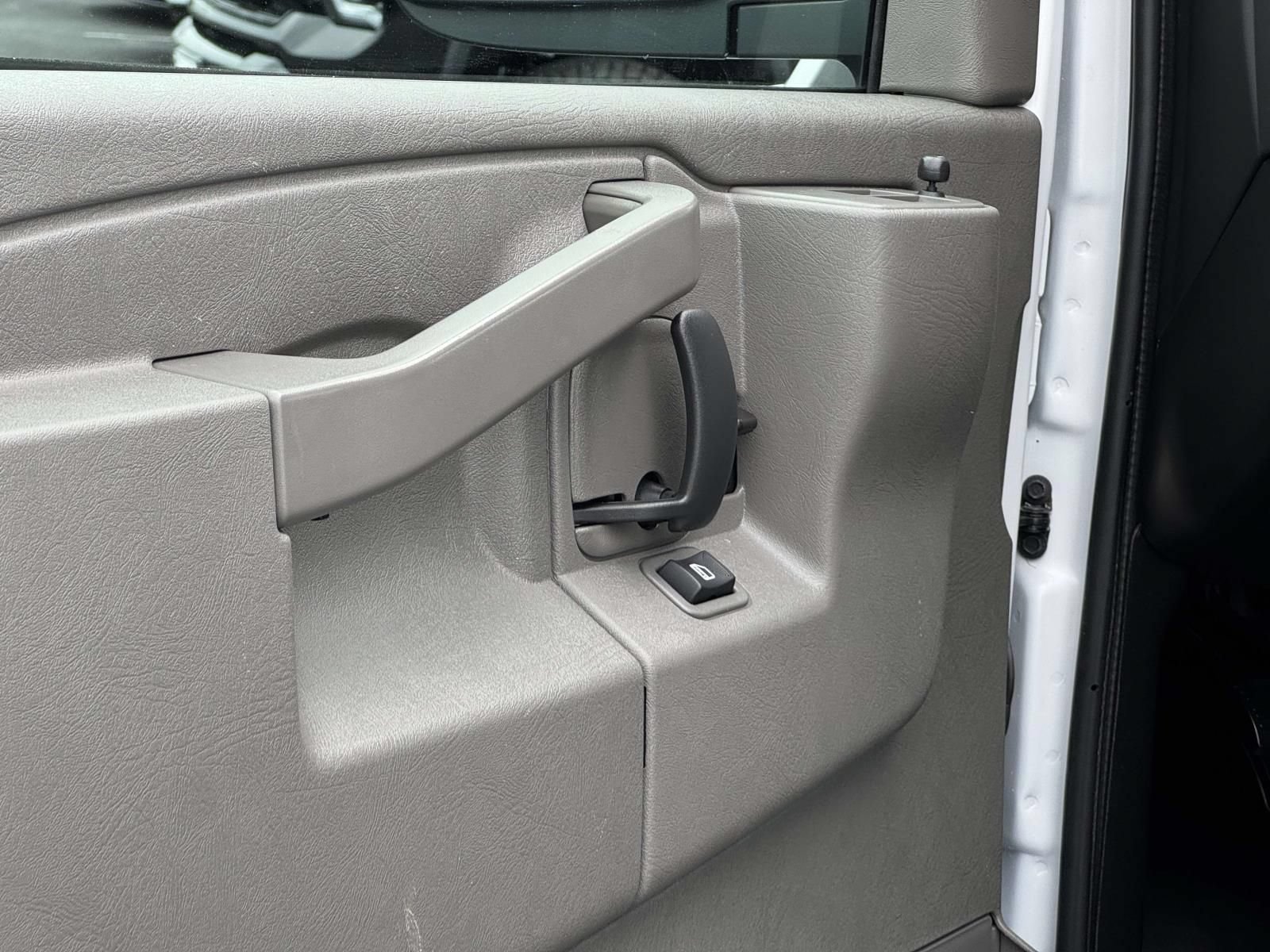 Used 2025 Chevrolet Express 2500 w/ Driver Convenience Package RWD image 19