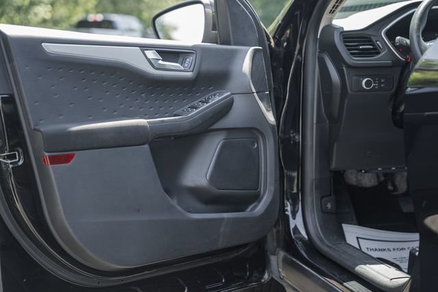 Used 2020 Ford Escape SE FWD image 44