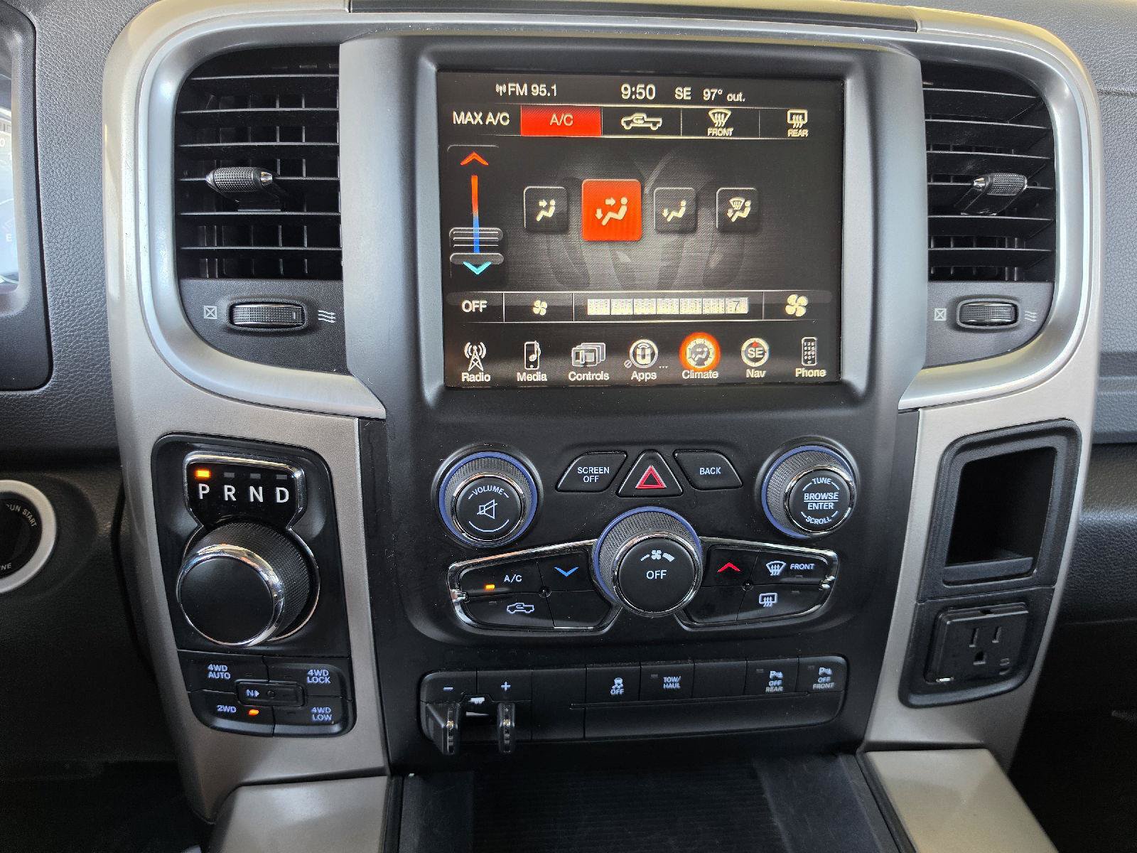 Used 2016 RAM 1500 Big Horn AWD/4WD image 15