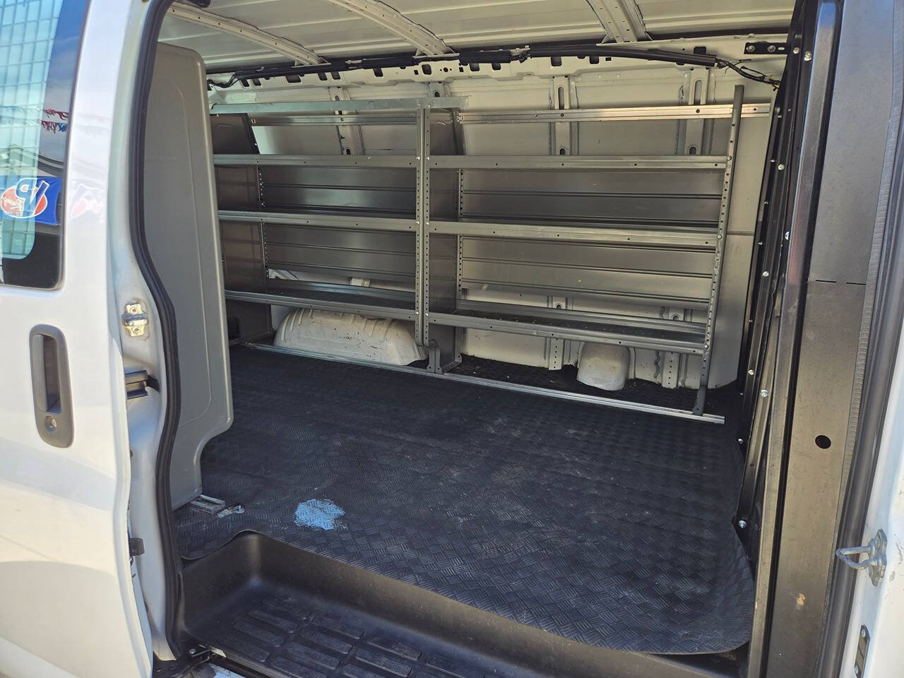 Used 2019 GMC Savana 2500 w/ Driver Convenience Package RWD image 10