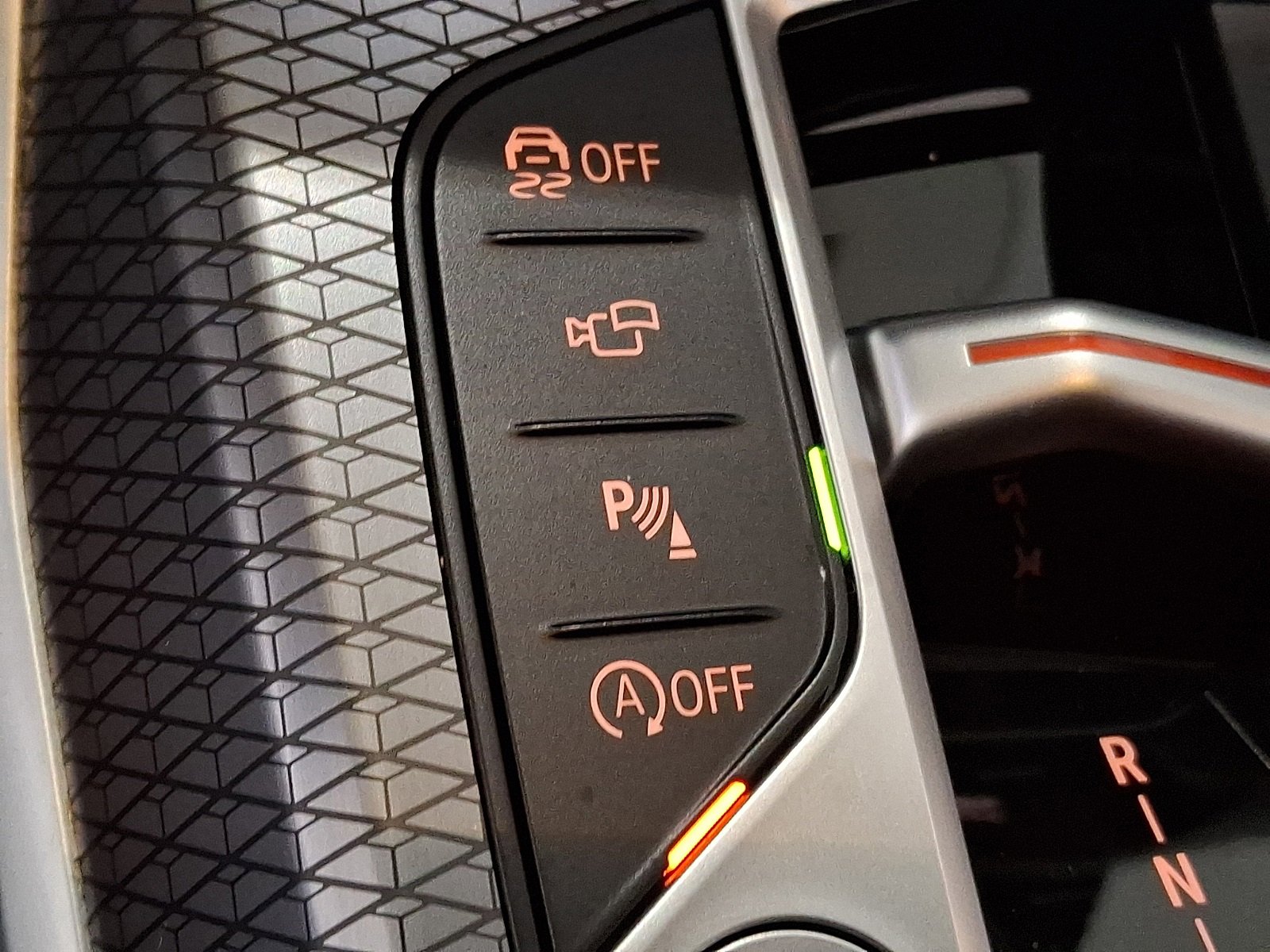 Used 2025 BMW 330i xDrive 330i xDrive w/ M Sport Package image 17