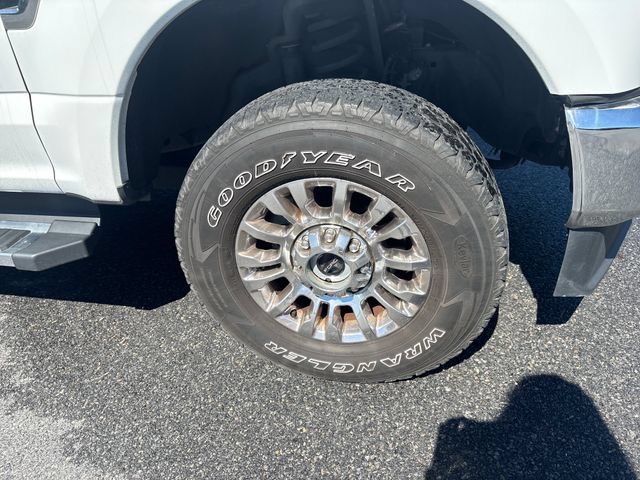 Used 2021 Ford F250 XLT w/ XLT Premium Package AWD/4WD image 9