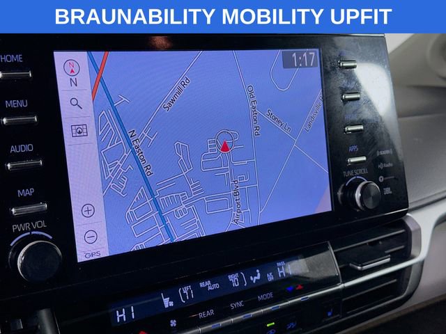 Used 2021 Toyota Sienna XLE w/ XLE Plus Package image 13