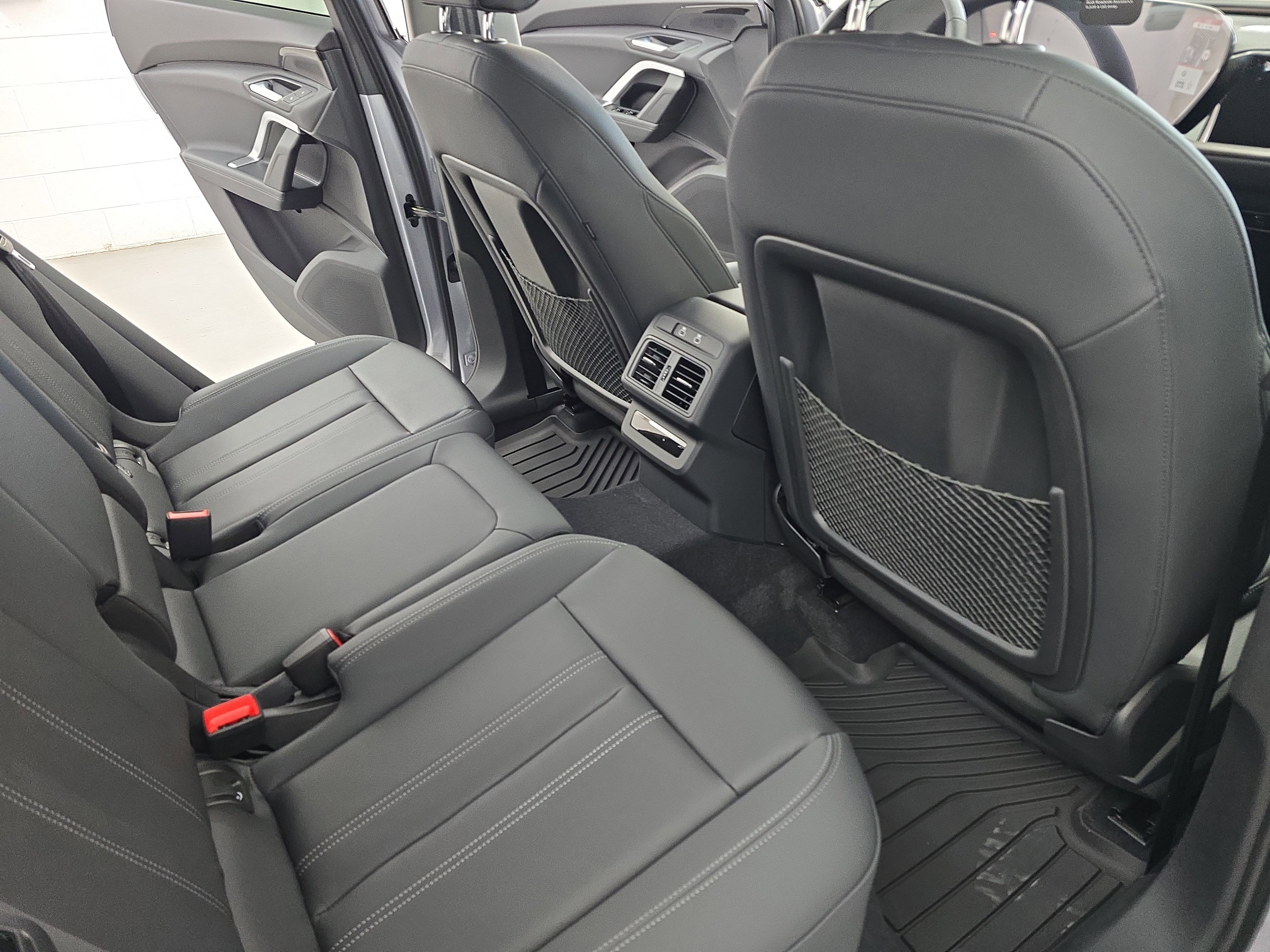 New 2025 Audi Q5 Premium image 11