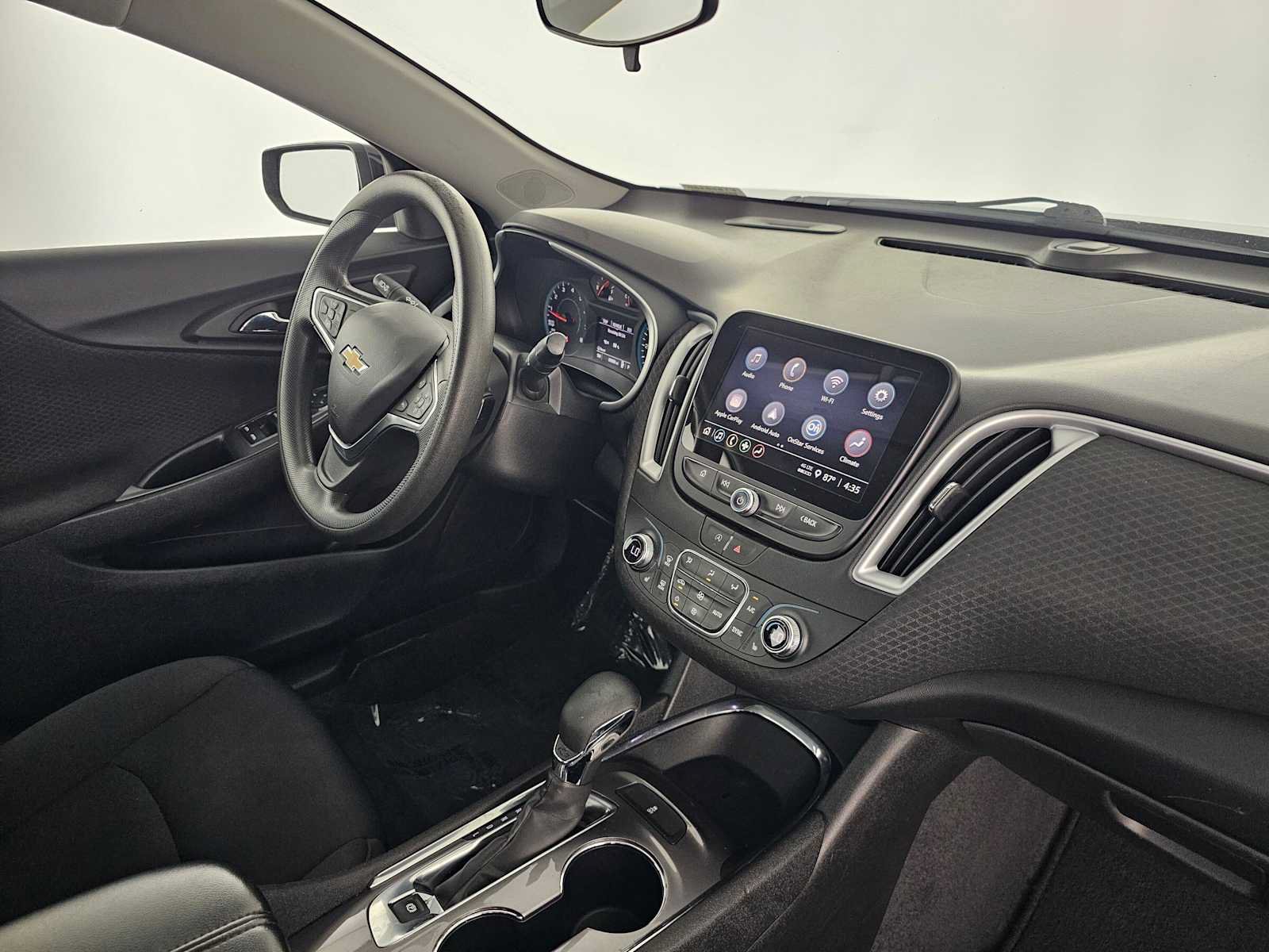 Used 2023 Chevrolet Malibu LT FWD image 12