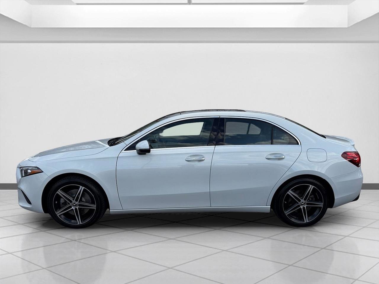 Used 2019 Mercedes-Benz A 220 4MATIC image 6