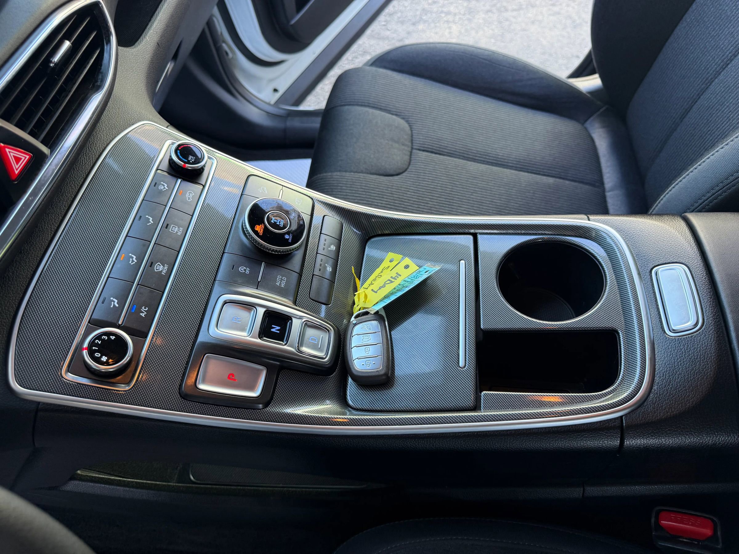 Used 2021 Hyundai Santa Fe SEL image 11