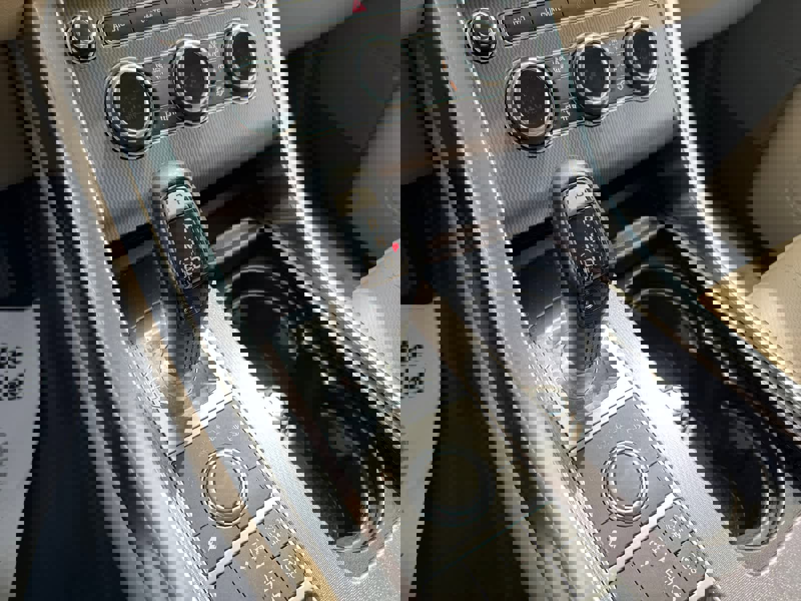 Used 2017 Land Rover Range Rover Sport HSE AWD/4WD image 8