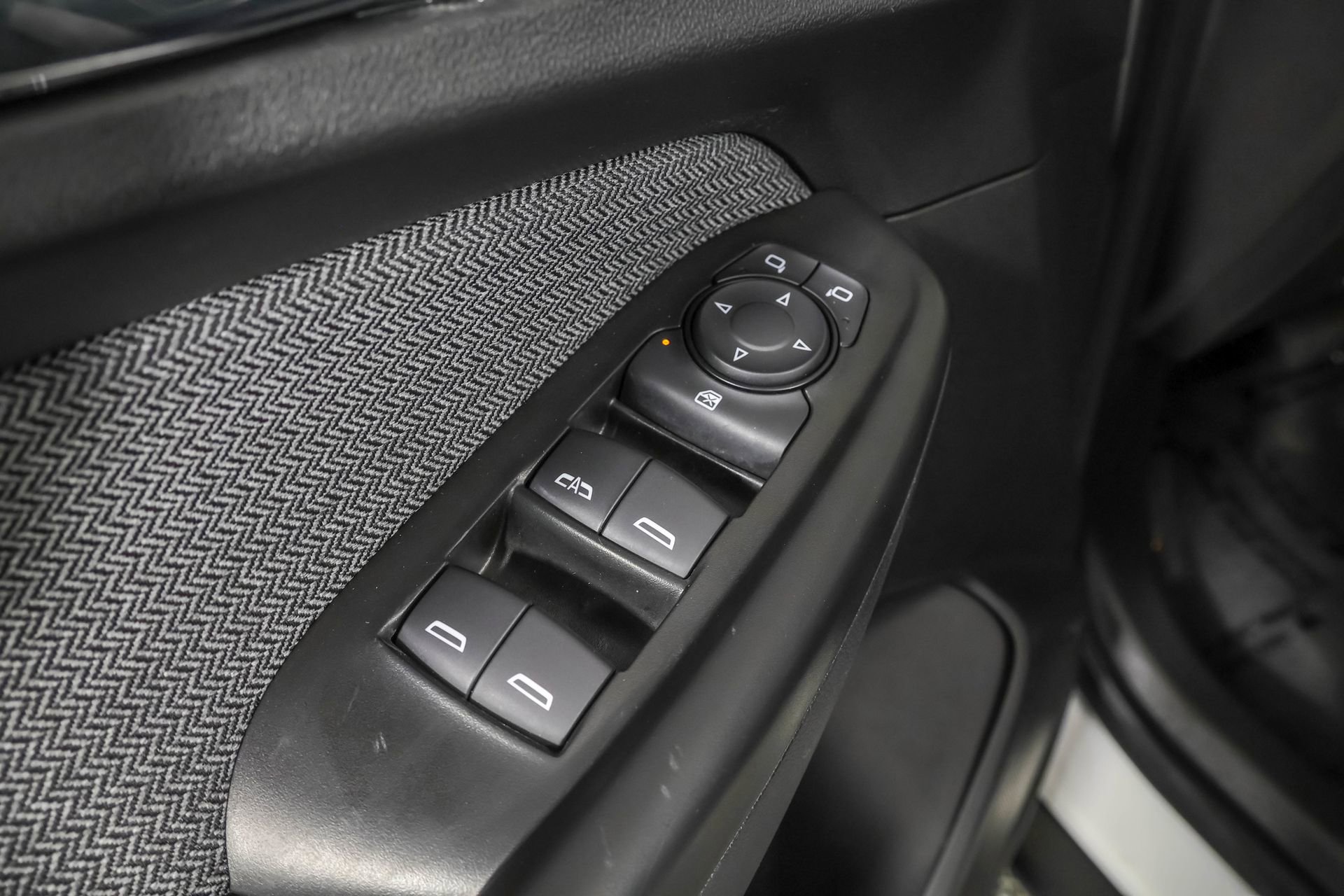 Used 2022 Chevrolet TrailBlazer LS FWD image 33