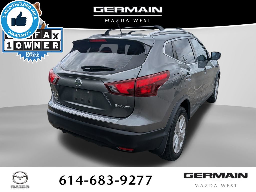 Used 2018 Nissan Rogue Sport SV AWD/4WD image 9