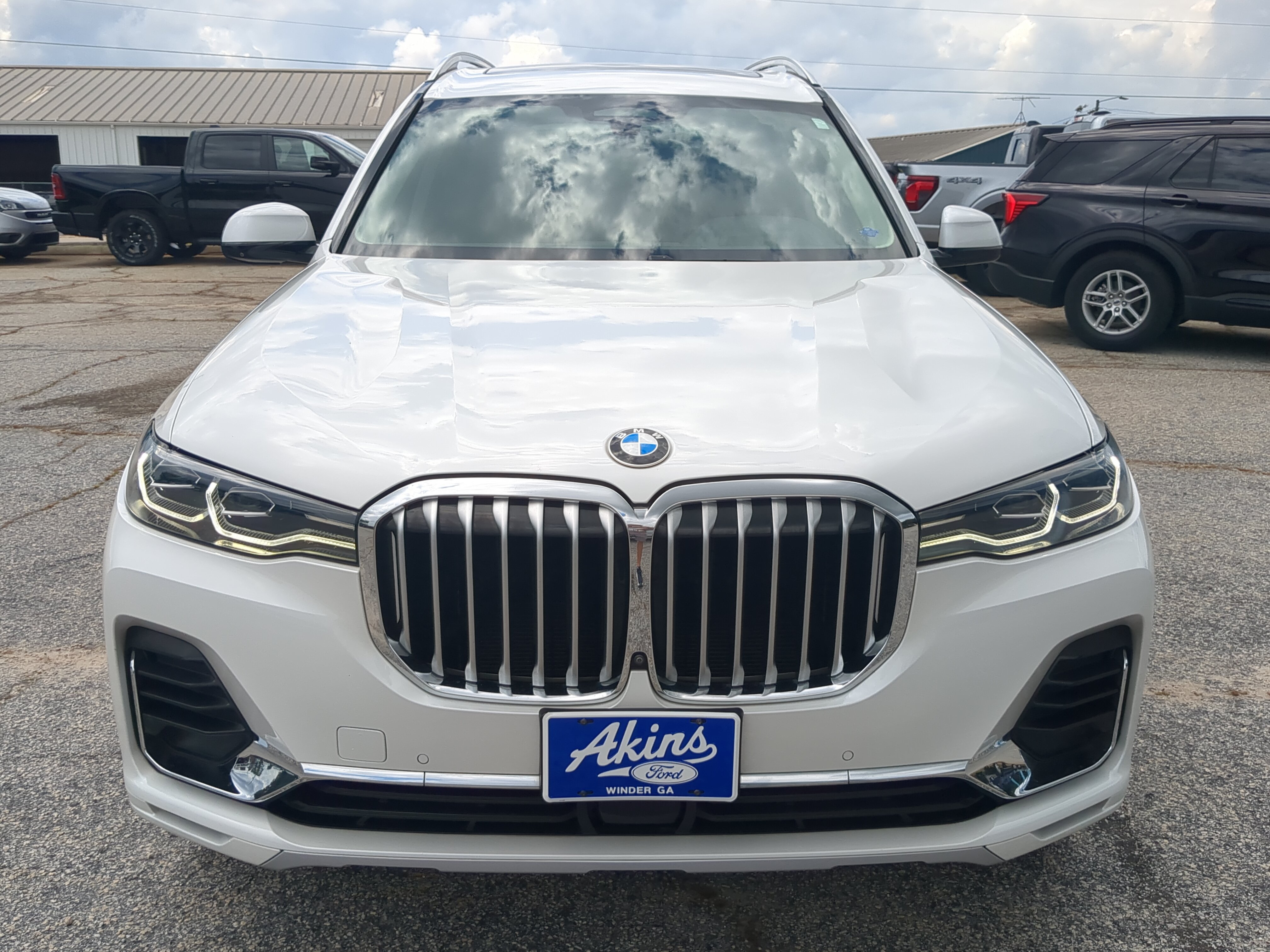 Used 2021 BMW X7 xDrive40i w/ Premium Package AWD/4WD image 7