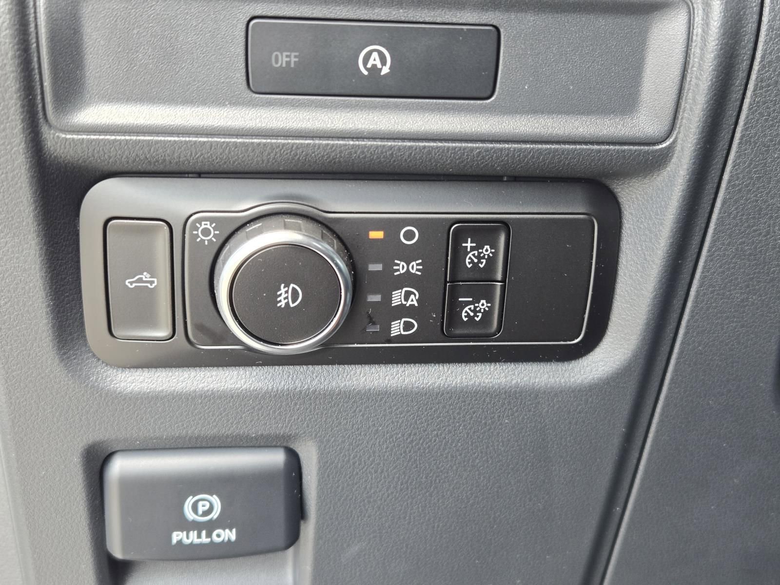Used 2025 Ford F150 XL w/ Equipment Group 103A High RWD image 18