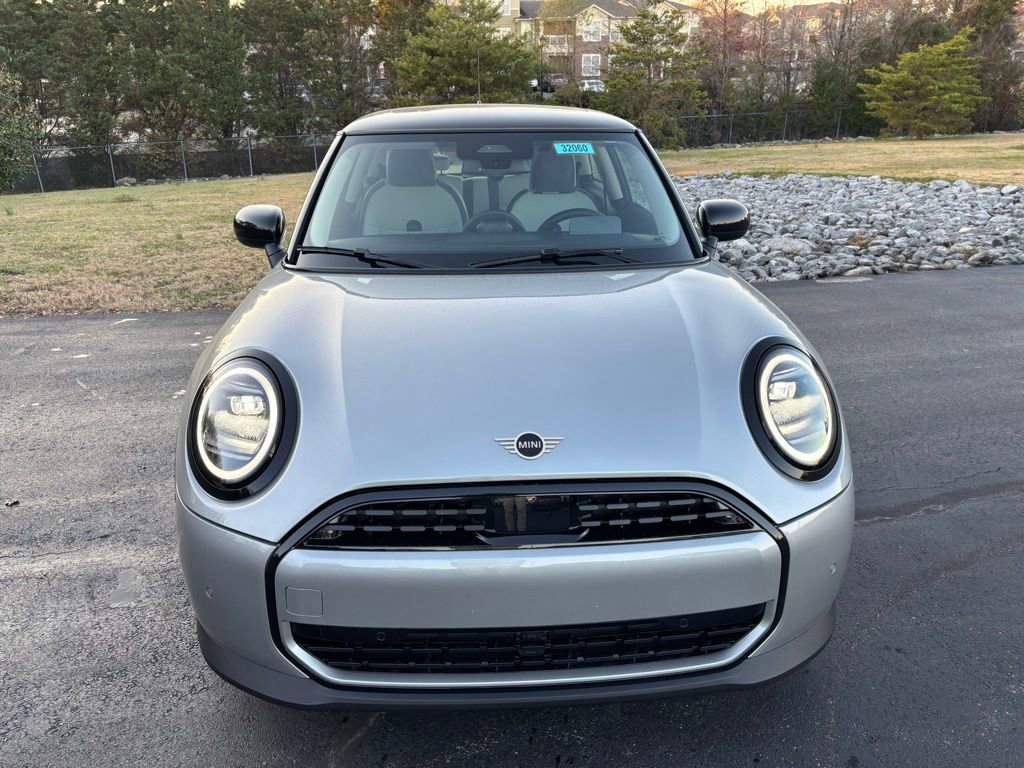 New 2025 MINI Cooper 2-Door Hardtop image 9