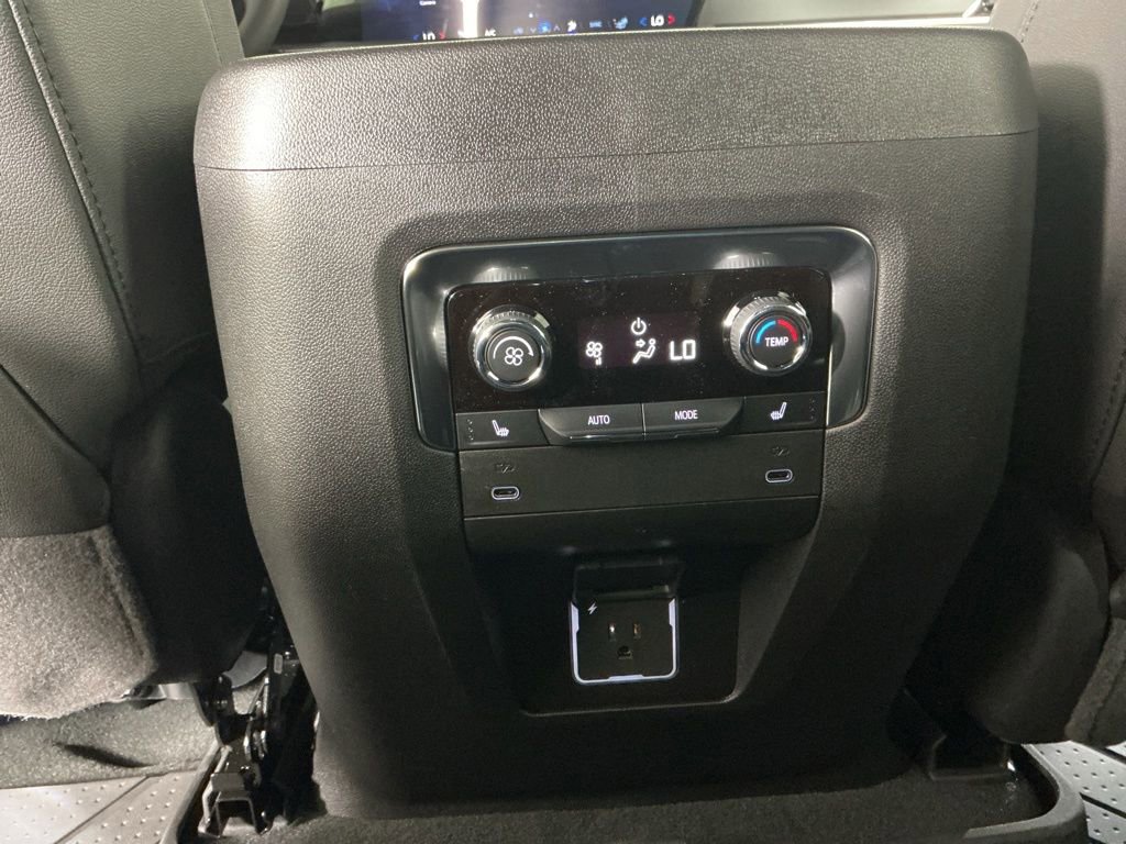 New 2026 Chevrolet Tahoe LT w/ Comfort Package AWD/4WD image 21