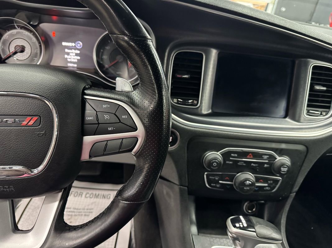 Used 2018 Dodge Charger GT AWD/4WD image 28