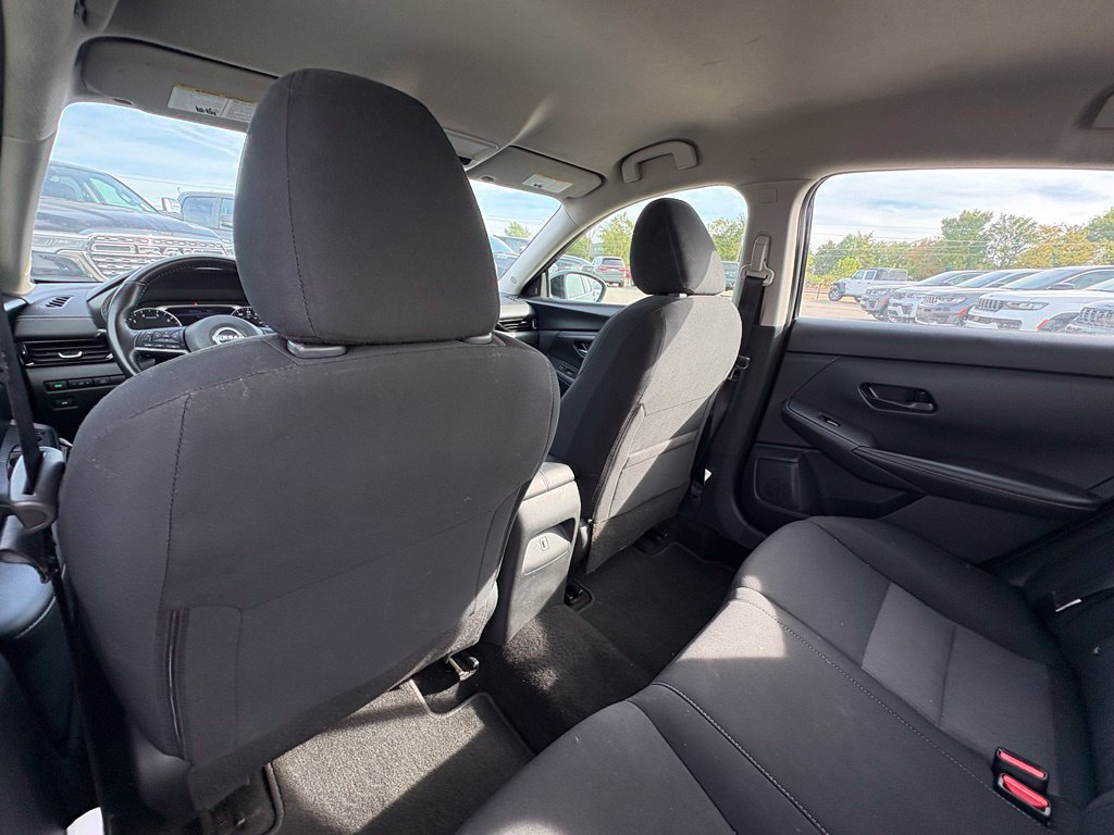 Used 2025 Nissan Sentra SV w/ All-Weather Package FWD image 25