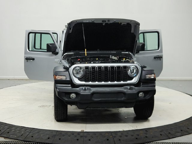 Used 2024 Jeep Wrangler Unlimited Sport AWD/4WD image 11