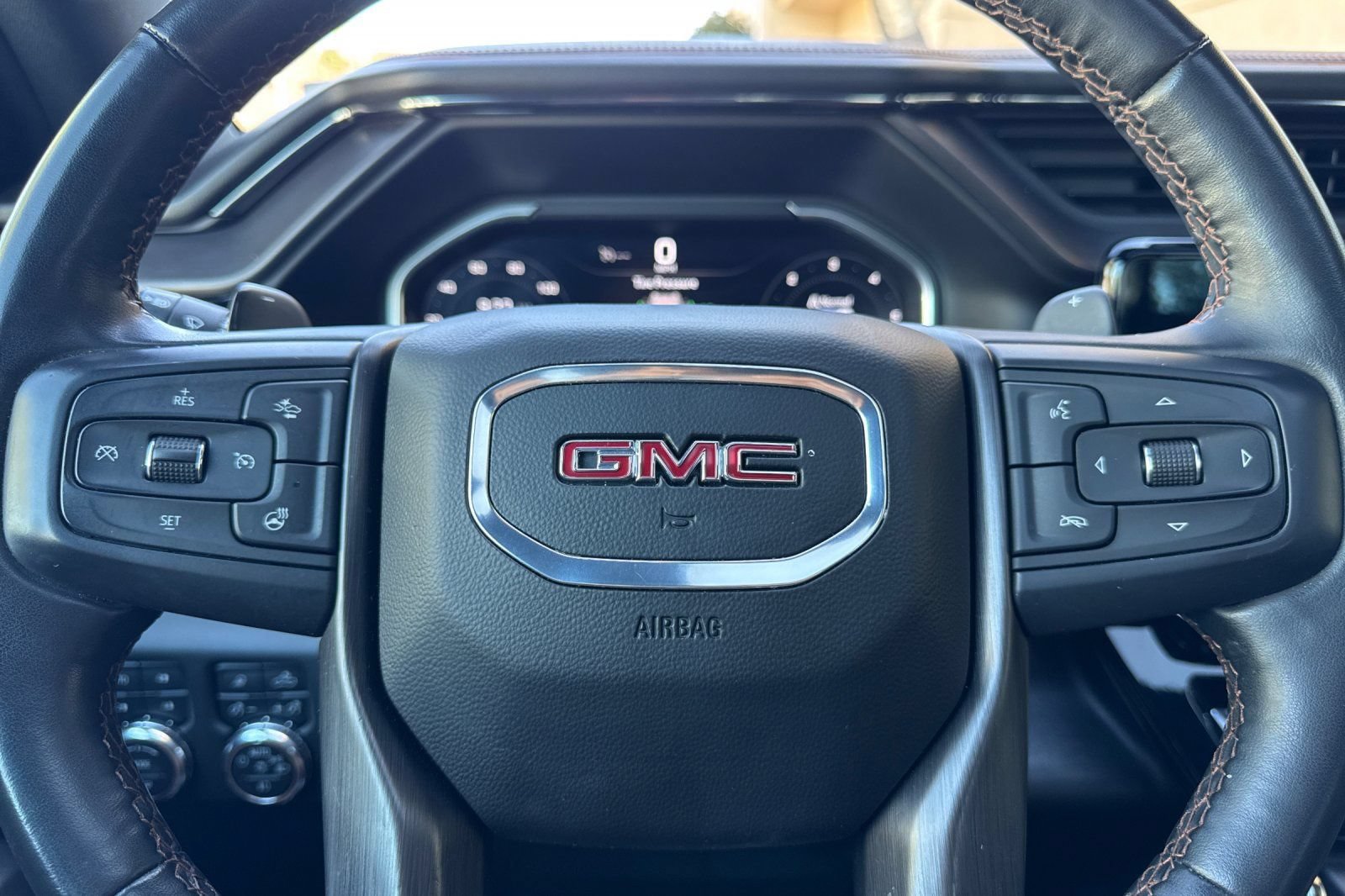 Certified 2023 GMC Sierra 1500 AT4 w/ AT4 Premium Package AWD/4WD image 23