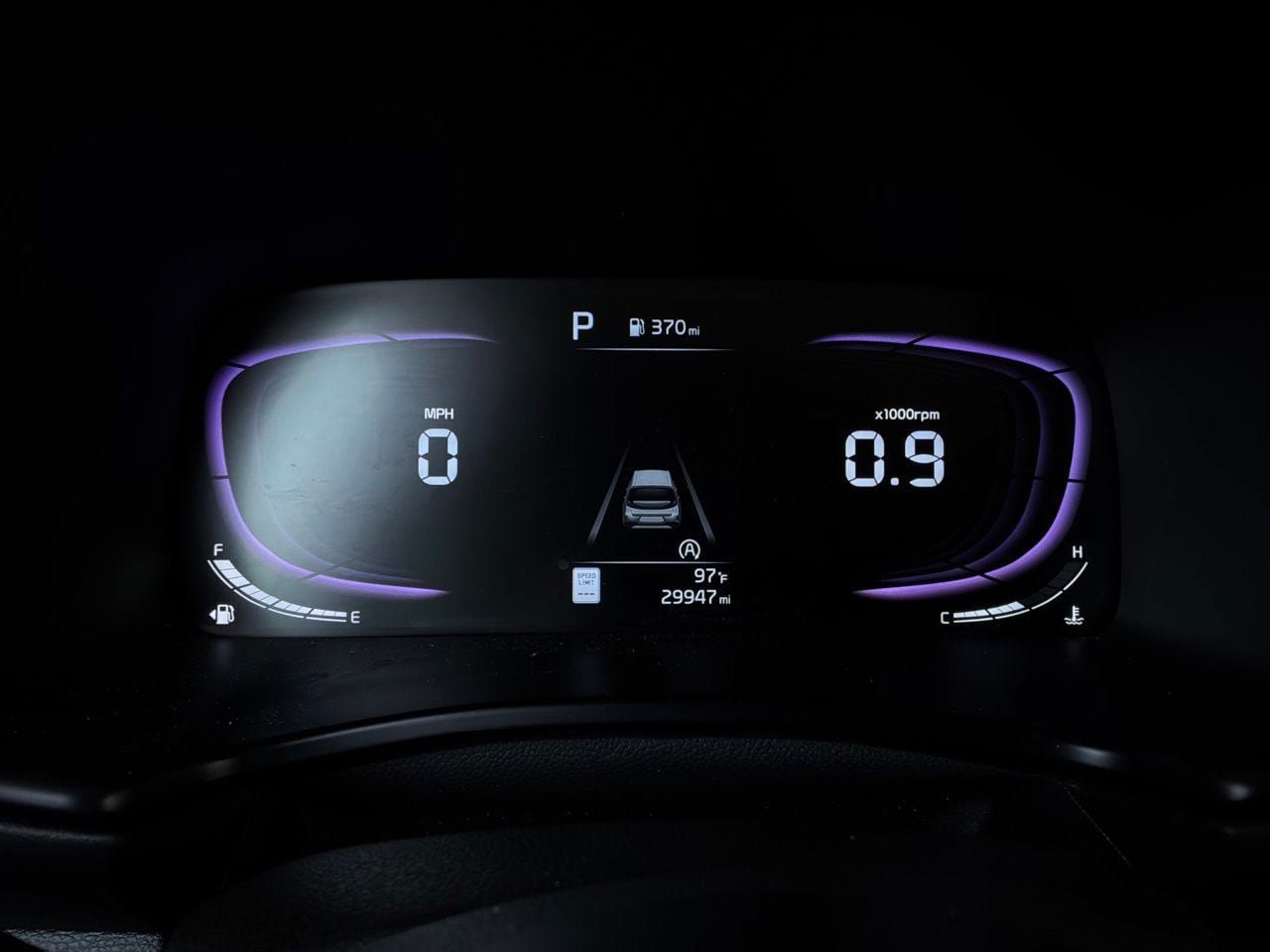 Used 2025 Kia Soul LX w/ LX Technology Package FWD image 35