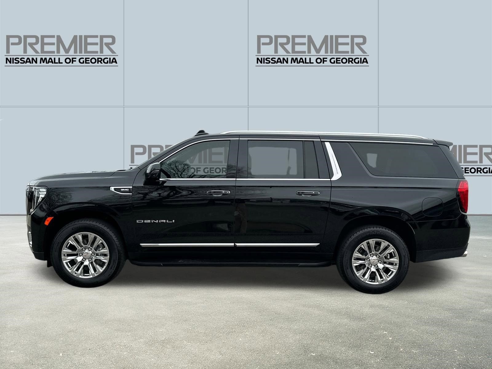 Used 2024 GMC Yukon XL Denali w/ Max Trailering Package AWD/4WD image 8
