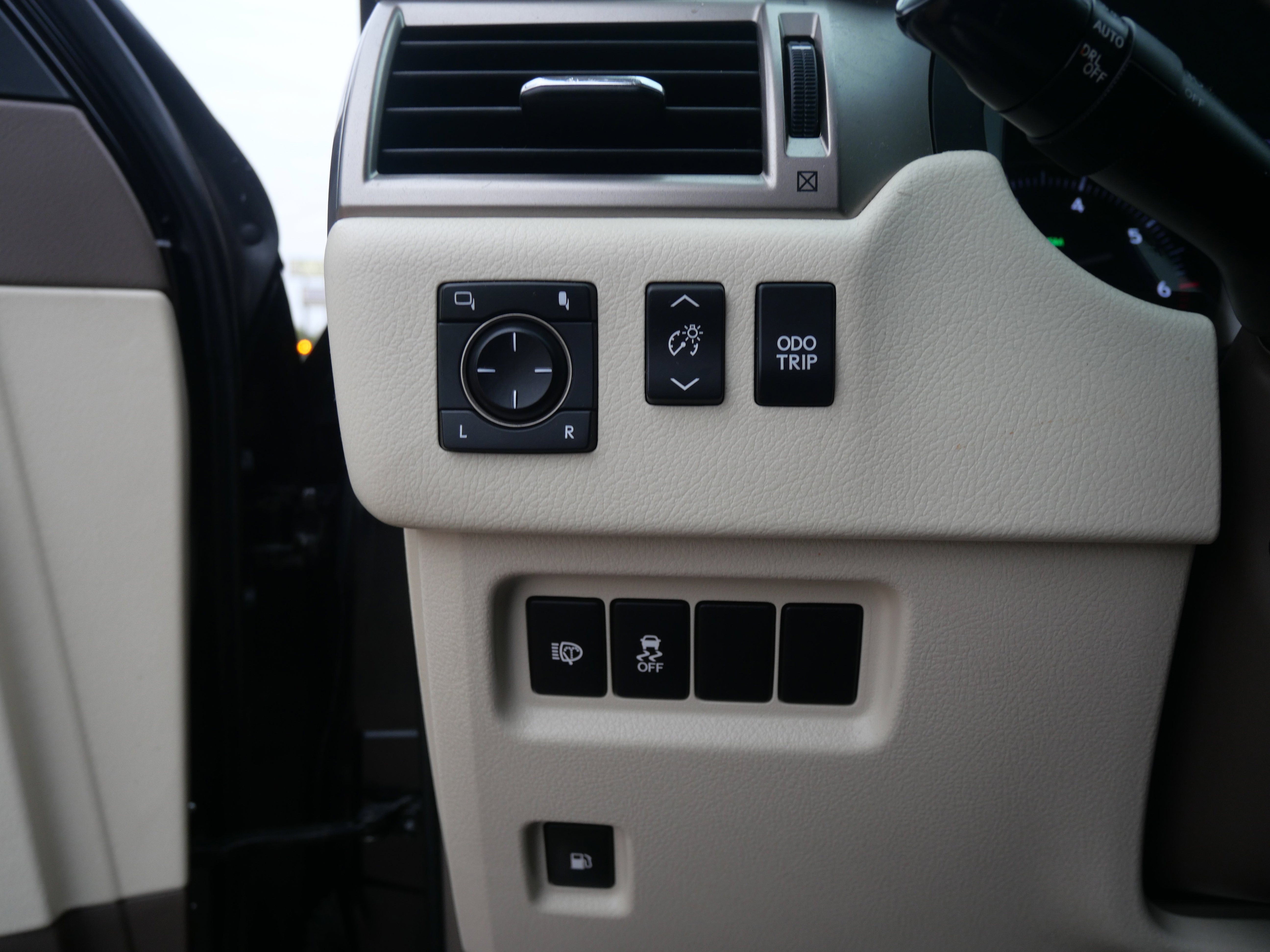 Used 2019 Lexus GX 460 image 22