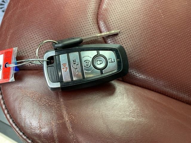 Used 2018 Ford F150 Platinum w/ Equipment Group 701A Luxury image 26