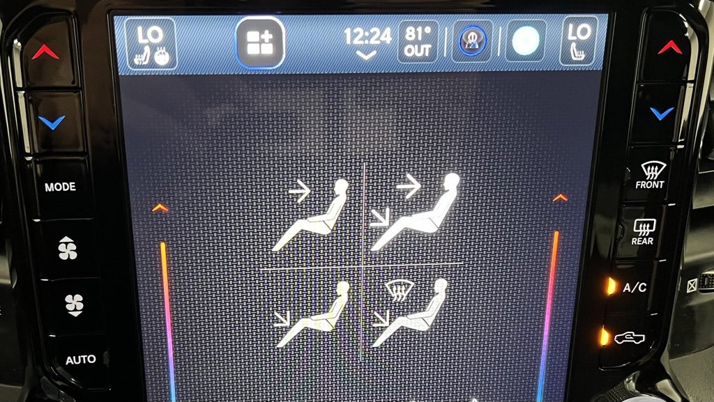 Used 2024 RAM 2500 Limited image 46