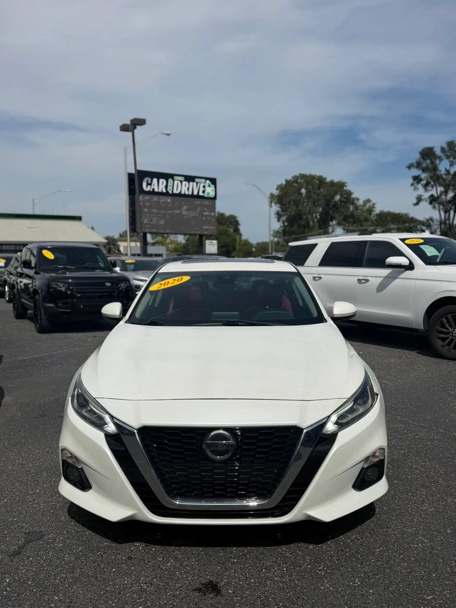 Used 2020 Nissan Altima 2.5 SV AWD/4WD image 1