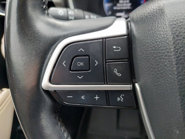 Used 2023 Toyota Highlander Limited FWD image 35