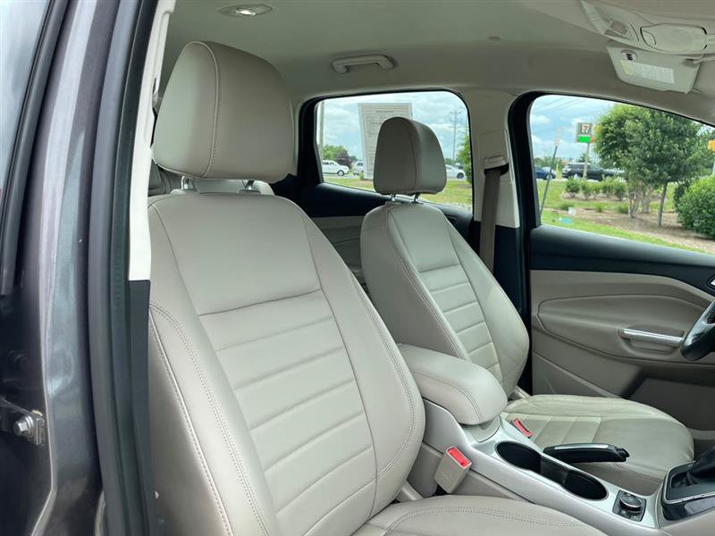 Used 2013 Ford C-MAX Energi SEL FWD image 44
