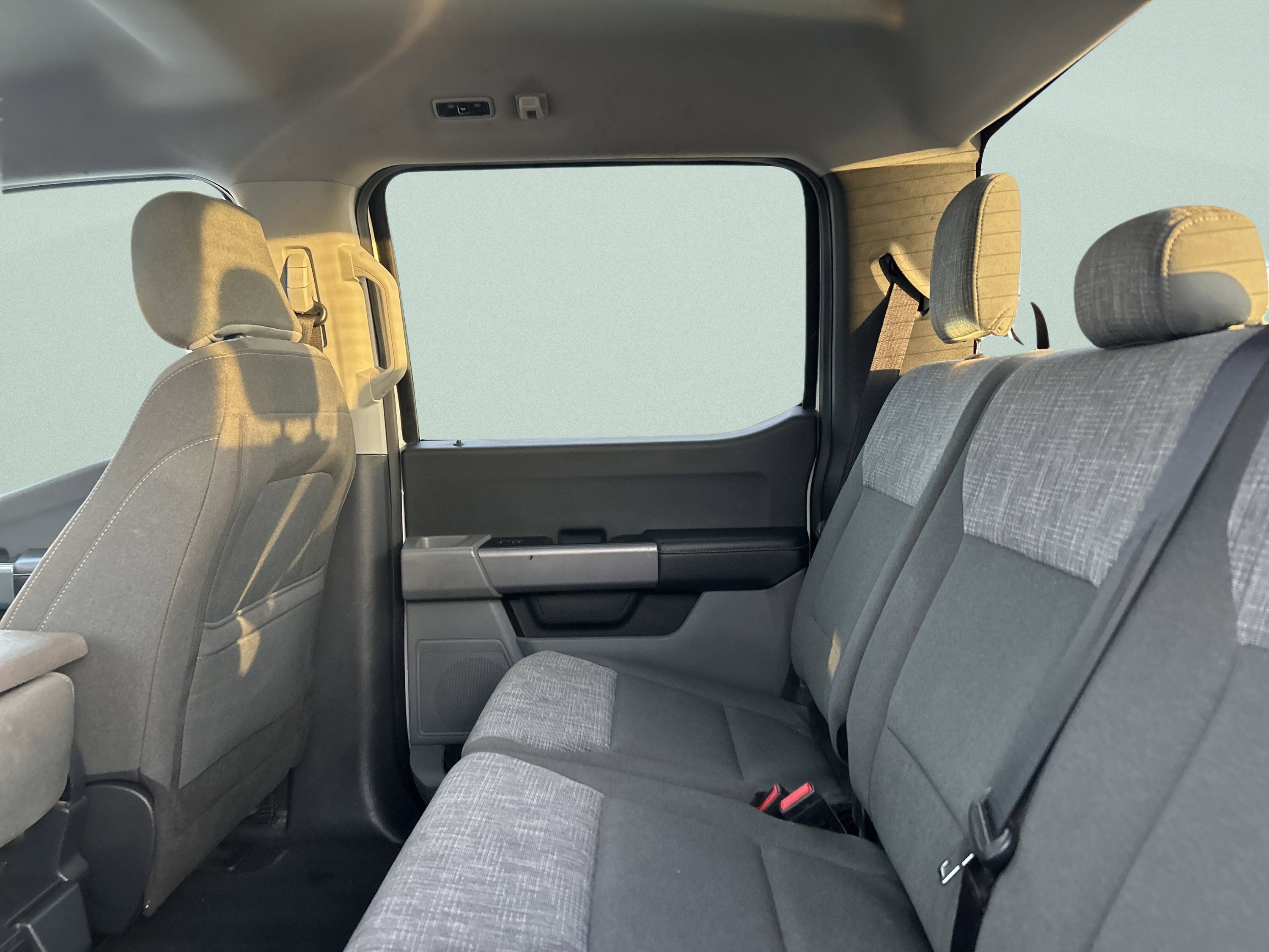 Used 2023 Ford F150 XLT w/ Trailer Tow Package image 14