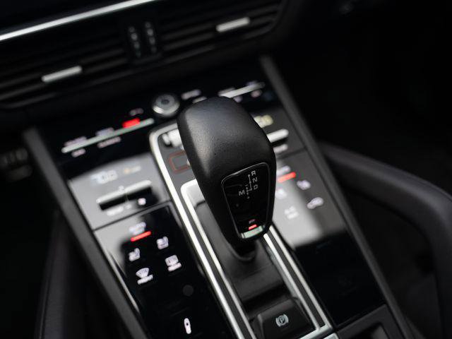 Certified 2023 Porsche Cayenne S AWD/4WD image 27