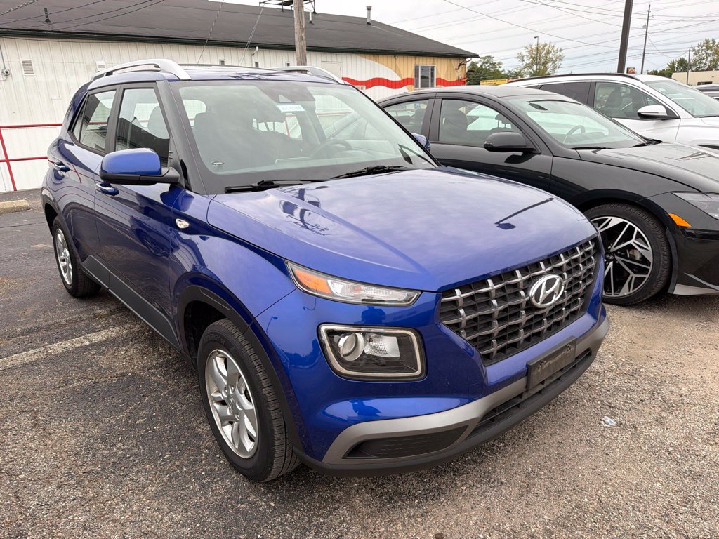 Used 2020 Hyundai Venue SEL w/ Convenience Package FWD image 5