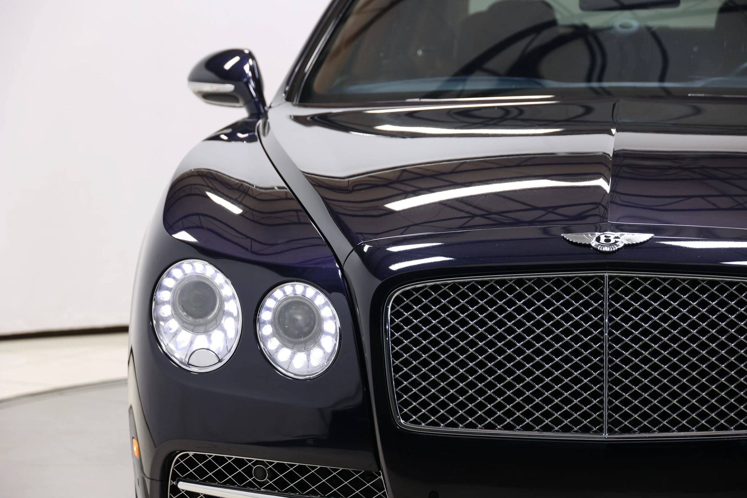 Used 2014 Bentley Flying Spur W12 image 94