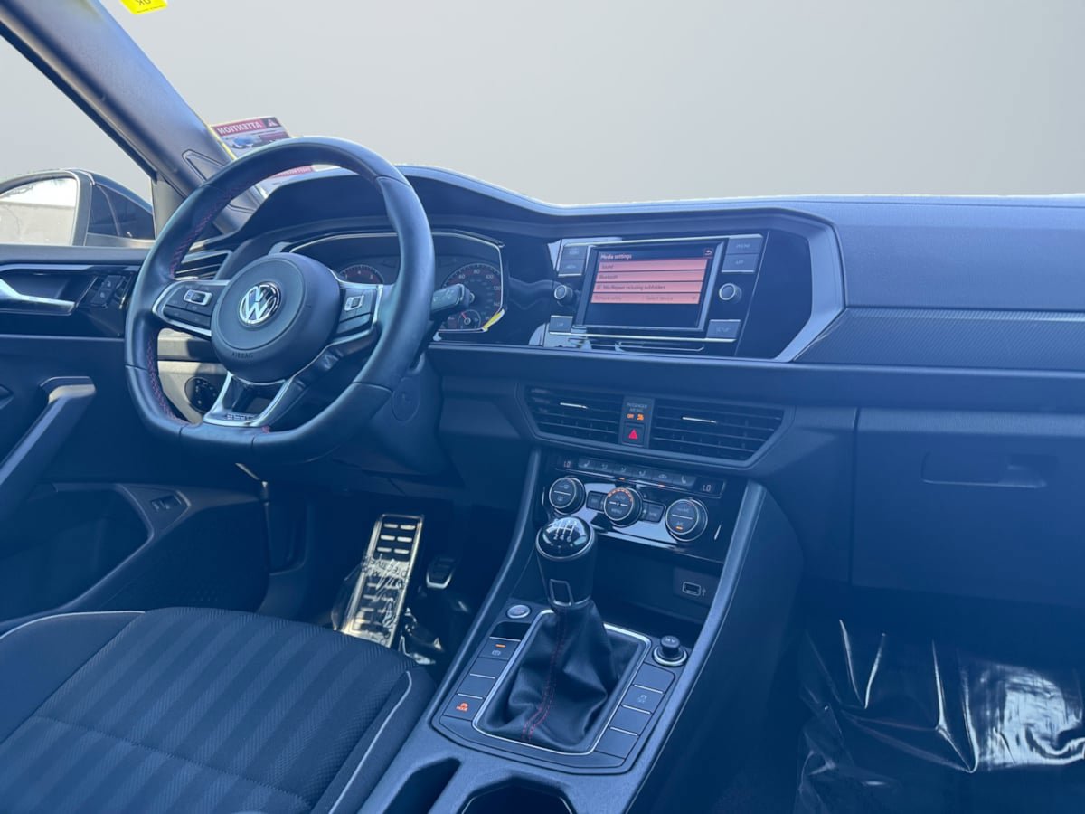 Used 2019 Volkswagen Jetta GLI image 14
