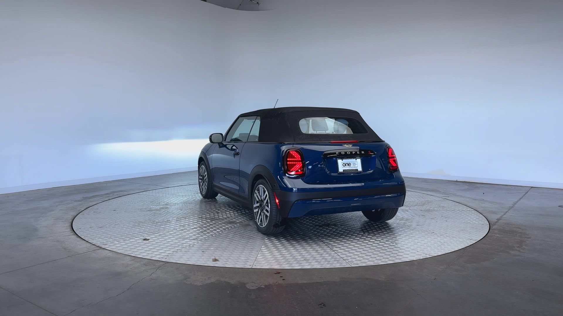 Used 2026 MINI Cooper S FWD image 7