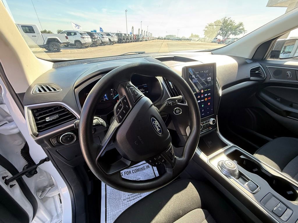 Used 2024 Ford Edge SE AWD/4WD image 12