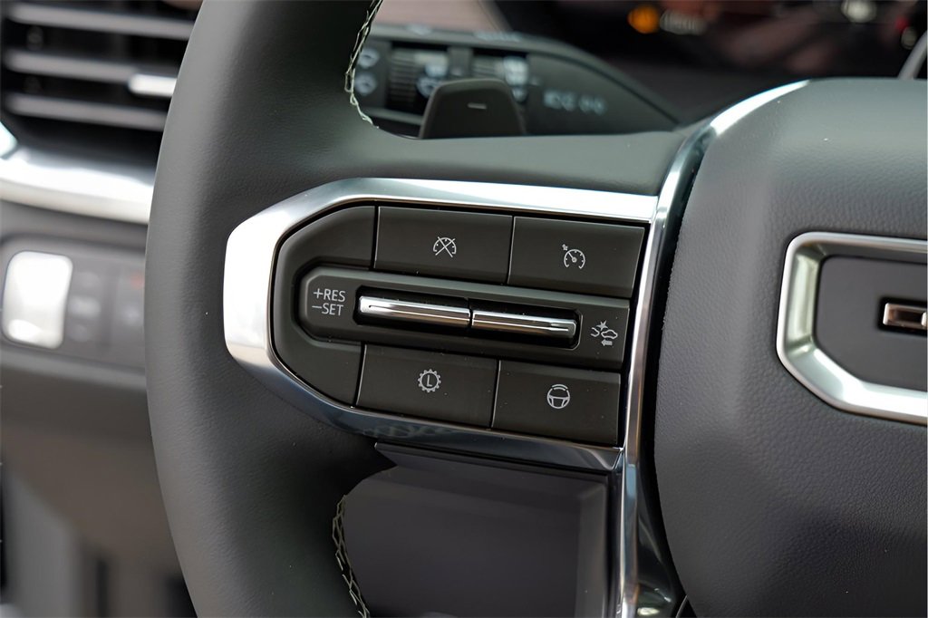 New 2026 GMC Acadia Denali w/ Super Cruise Package image 12