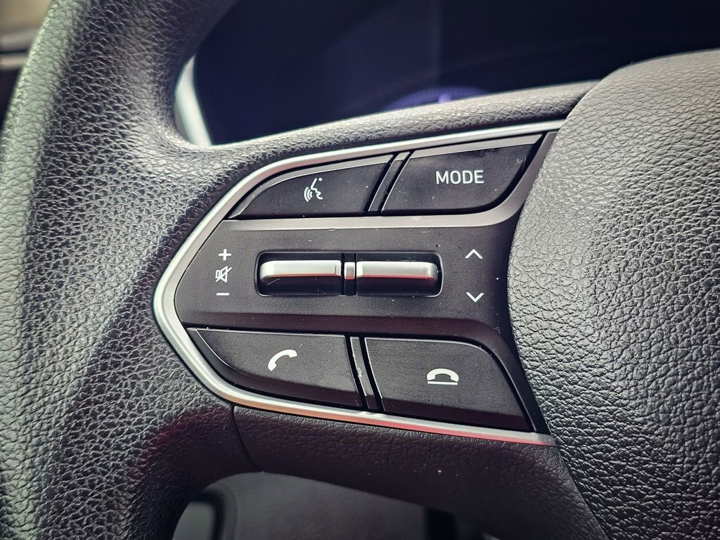 Used 2019 Hyundai Santa Fe SE image 18