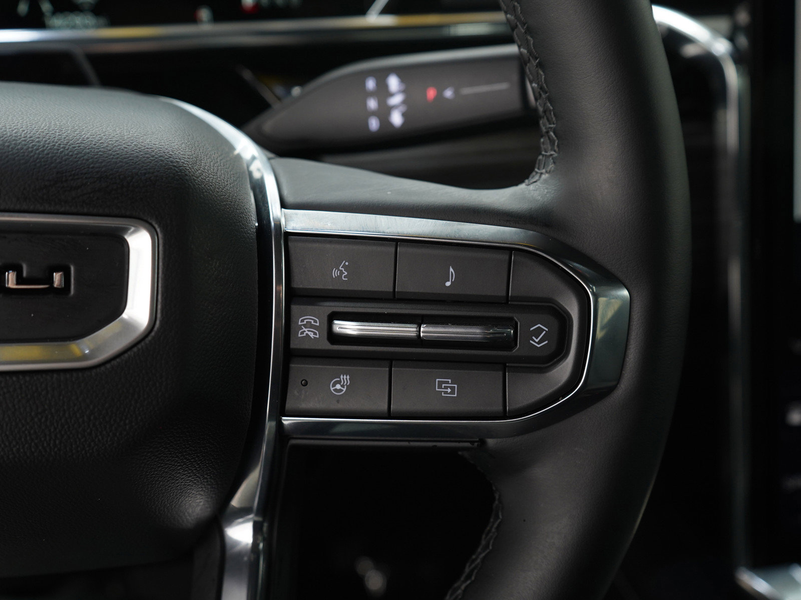 Used 2025 GMC Sierra EV Denali AWD/4WD image 28