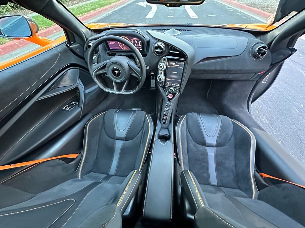 Used 2021 McLaren 720S Performance RWD image 21