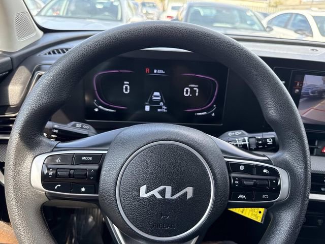 Used 2024 Kia Sportage LX image 29
